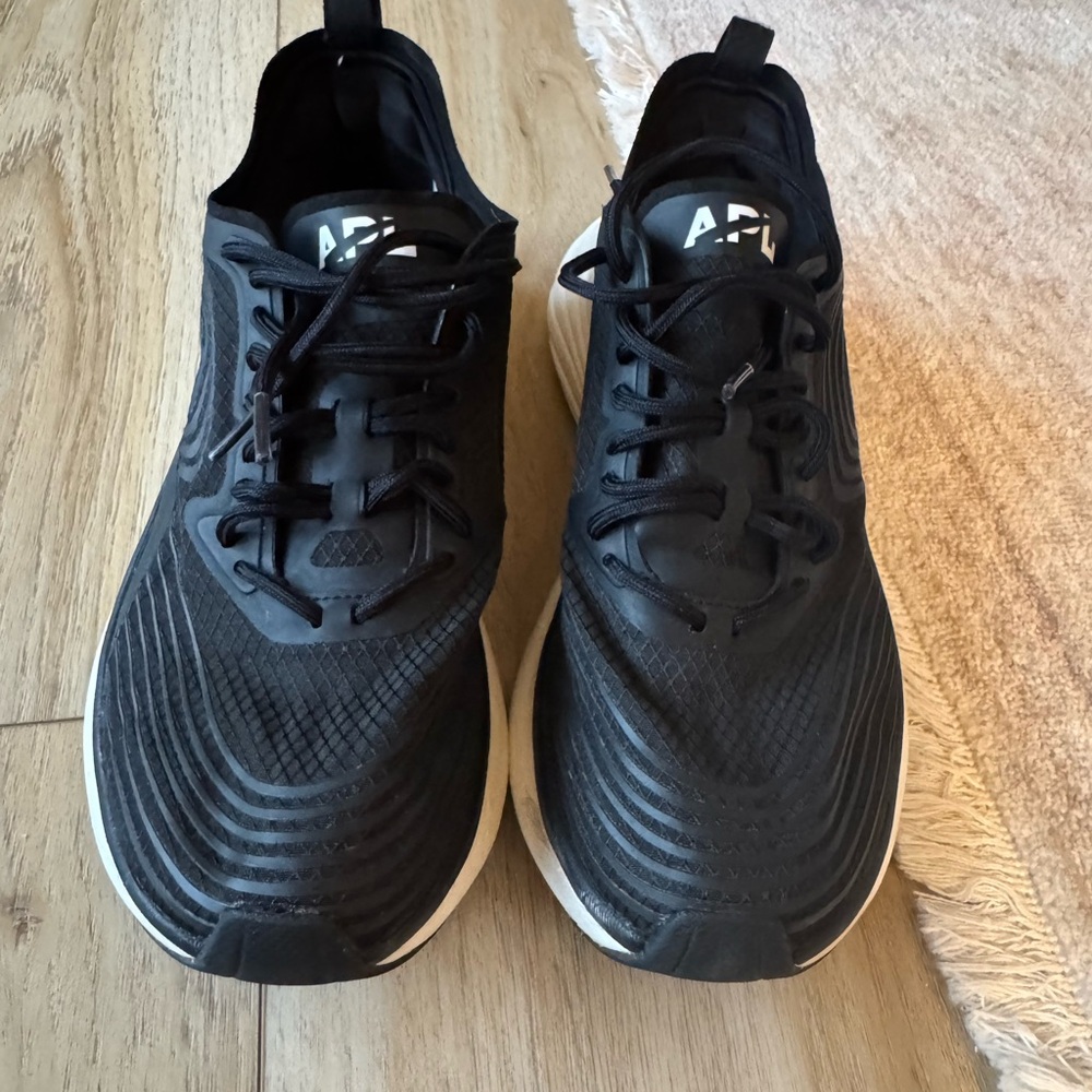 APL Women’s Sneaker - Picture 2 of 6